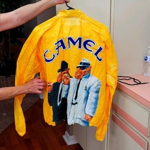 Camel wind breaker